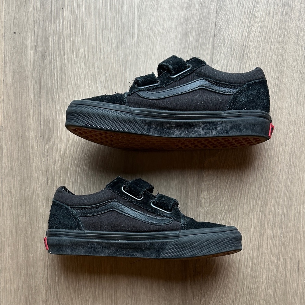 Vans Kids Black Velcro Sneakers - Picture 2 of 7